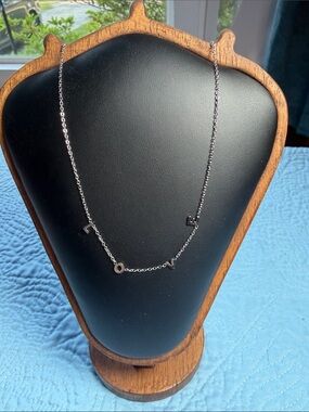 Plunder Silver LOVE Letter Necklace